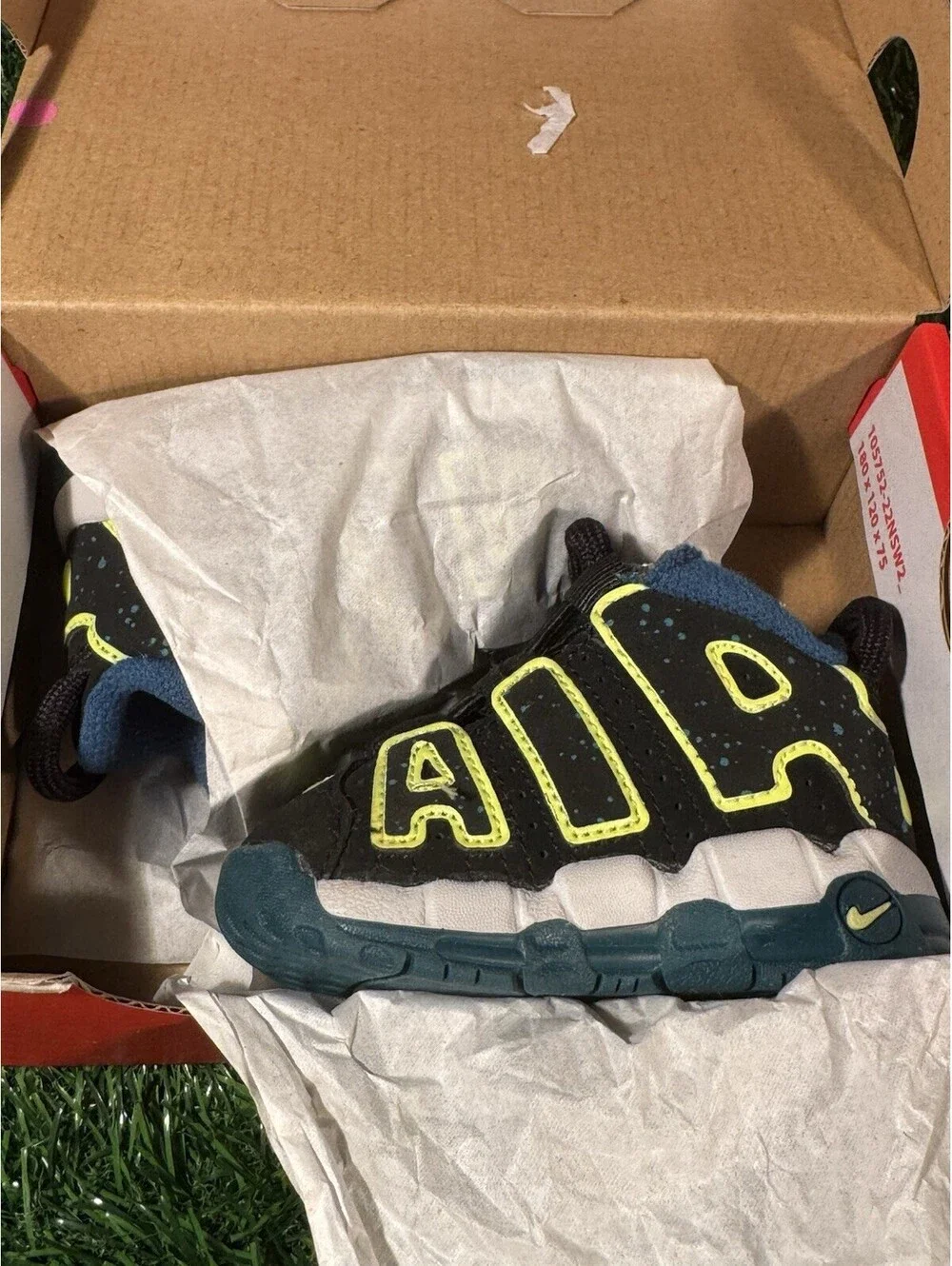 Nike Air More Uptempo (BT) Size 3c DZ2811-001